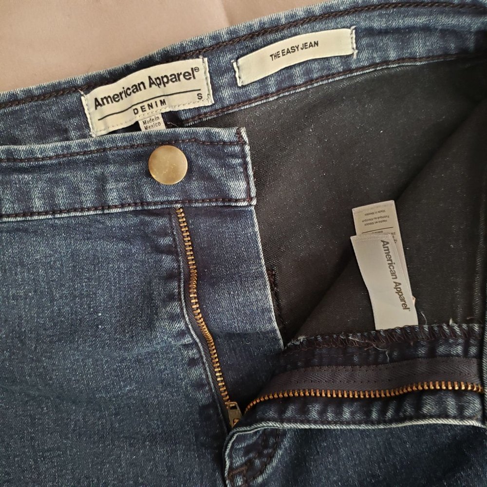 American Apparel The Easy Jean - Set of 3 in Light Wash, Dark Wash, Black Size S - Picture 9 of 14